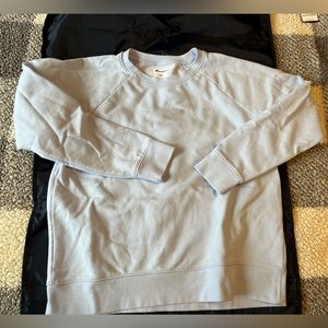 Women’s Champion Sweatshirt Crewneck Size M, light blue